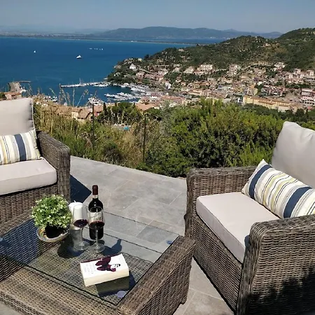 Casa Di Ester: Panoramic With Private Garden In Porto Stefano
