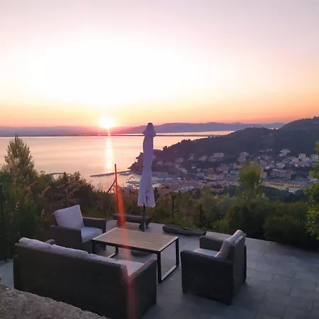 Casa Di Ester: Panoramic With Private Garden In Porto Stefano *